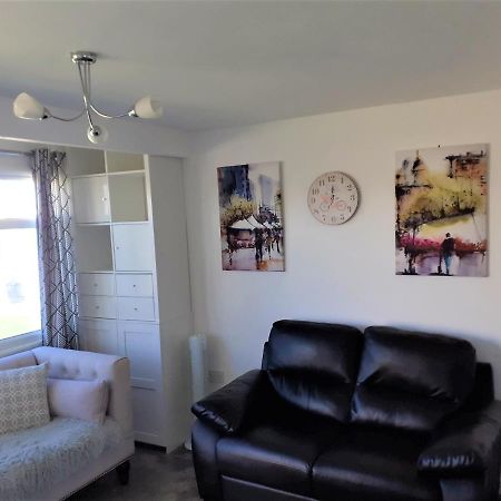 Fabulous 2 Bedroom Dog Friendly Chalet 5 Min Walk To Beach, Nr Gt Yarmouth & Norfolk Broads Scratby Eksteriør bilde